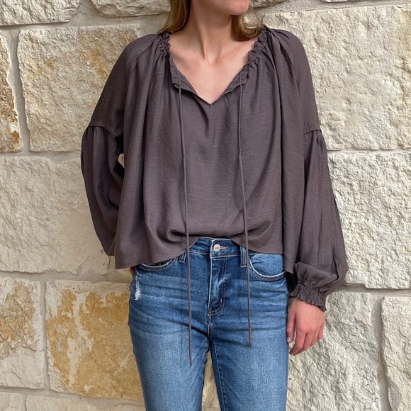 NWT Boho Gauze ruffled blouse with smocked cuffs (bohemian top) - Picture 5 of 8